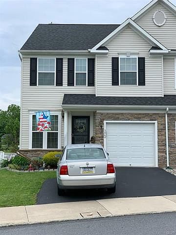 1st image of 3464 Westminster Way