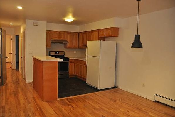 1st image of 4107 75th St #3