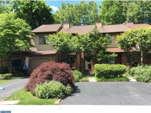 502 Hanover Ct, Chesterbrook, PA 19087