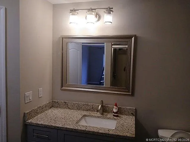 709 SE Alamanda Way — Photo 15