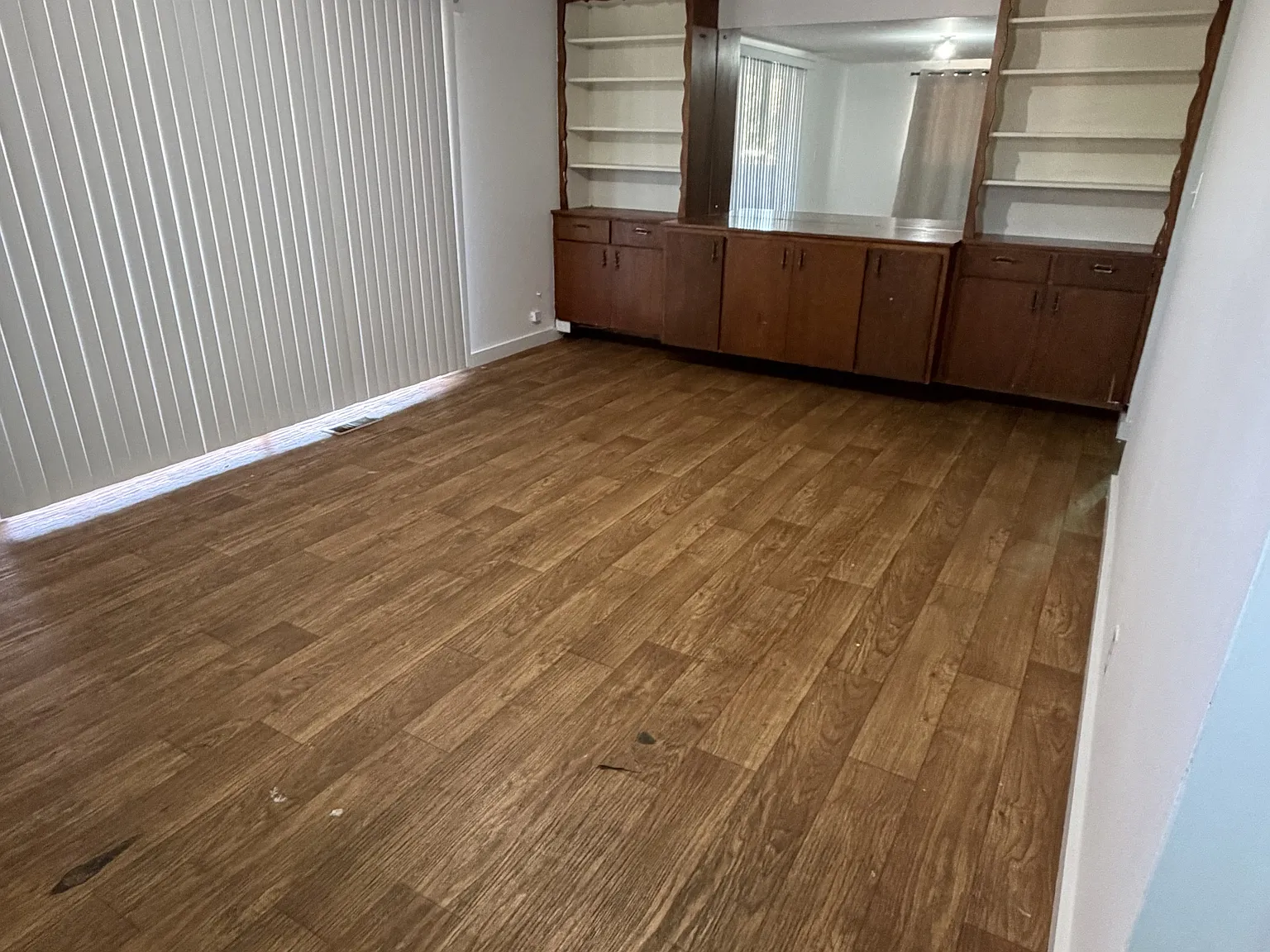 West Valley - 2807 - 1 — Photo 2