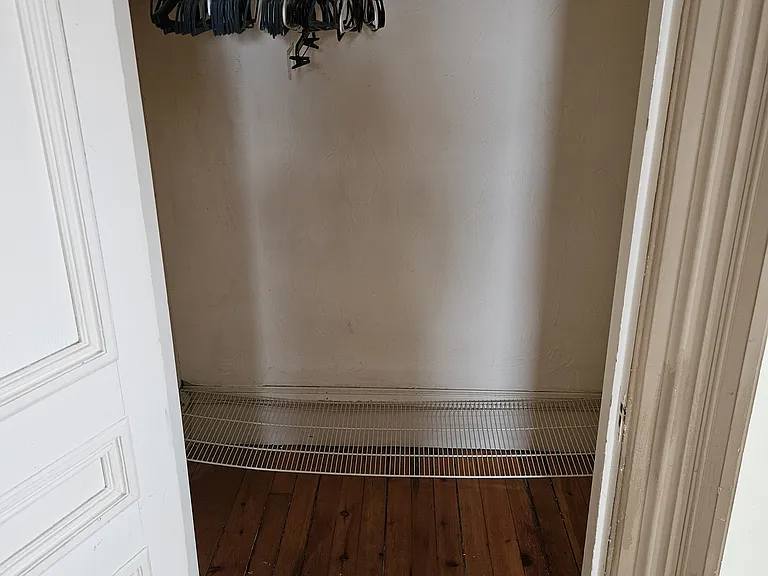 Bedroom-Walk-In Closet