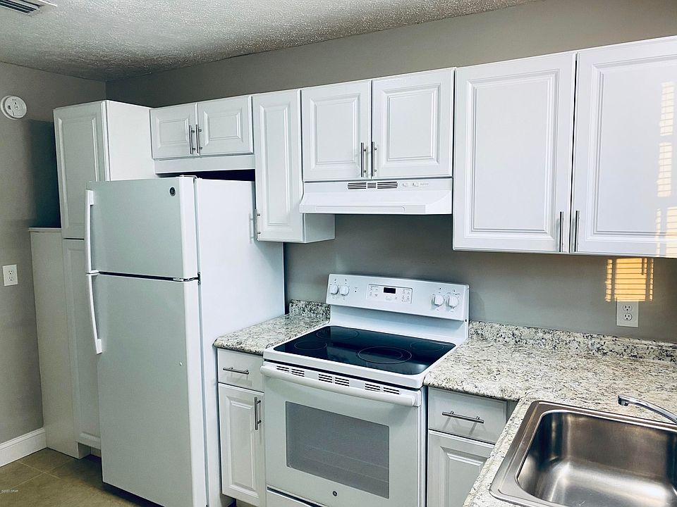 1st image of 1925 W 27th St APT A