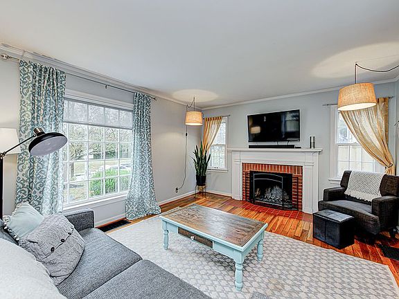 5th image of 4111 N Capitol Ave