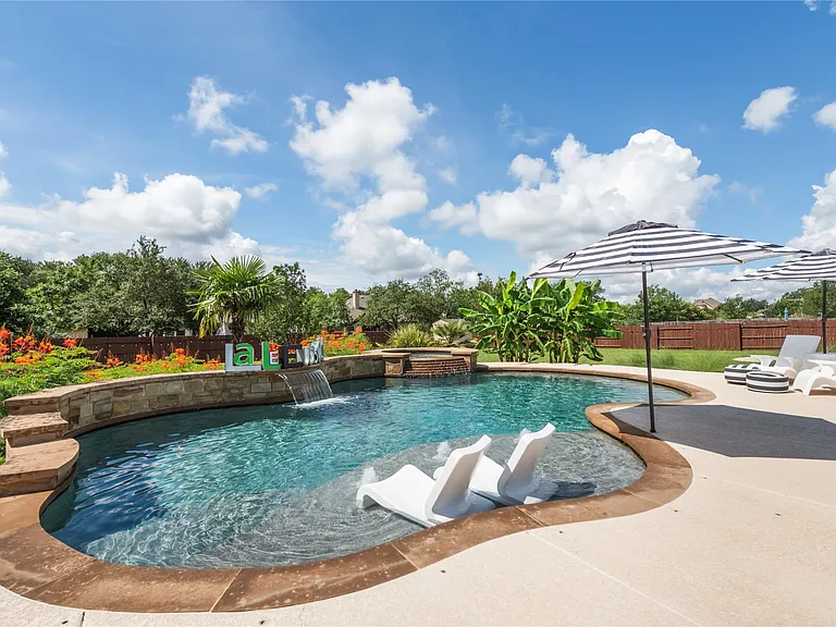 12305 Lostwood Cir — Photo 36