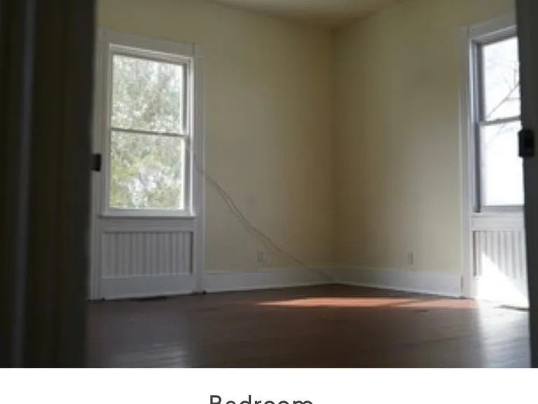 1028 Halifax St — Photo 7