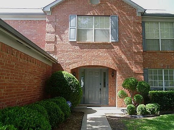 2nd image of 2329 Snowdon Dr