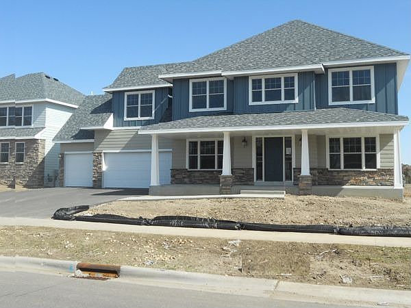 10662 Watersedge Lane