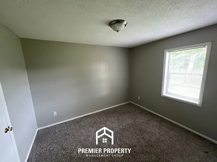 4190 Arrowood Ave — Photo 12