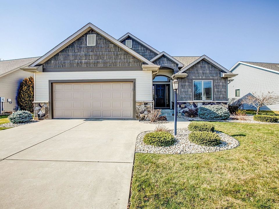 1st image of 2221 Timberstone Dr