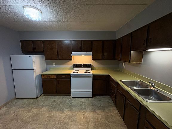4th image of 645 S 20th St #5