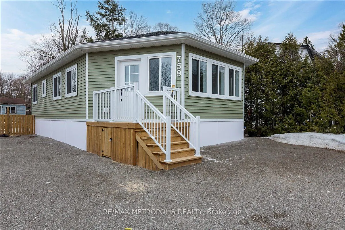 3 bed, $2,860 — Photo 1