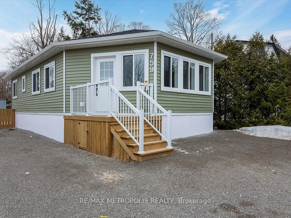 759 Innisfil Beach Rd