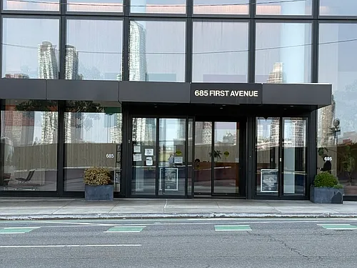 695 1st Ave #32G Photo 1