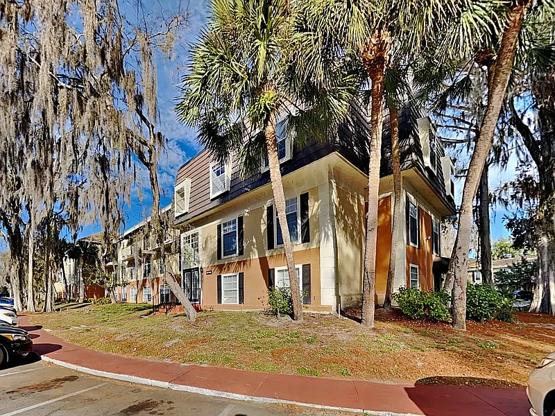 Building Photo - 3979 Versailles Dr
