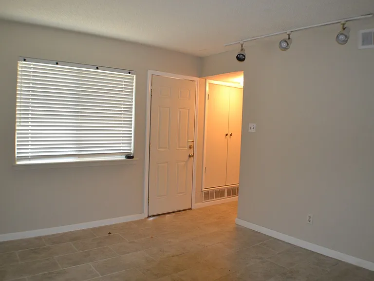 5616 Harvest Hill Rd — Photo 16