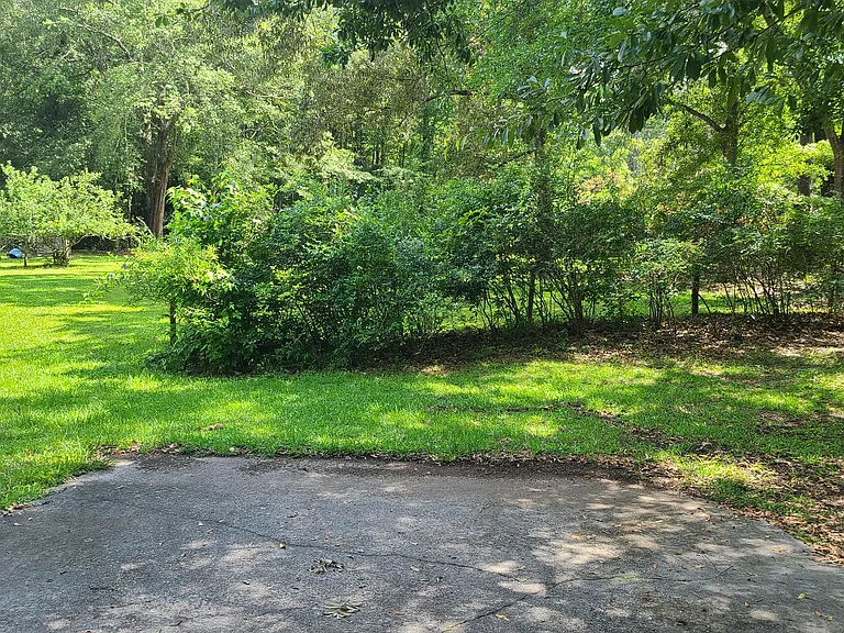 776 Macon Ave — Photo 24