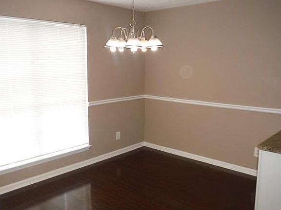 4th image of 1055 Rock Creek Ln