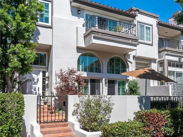 19336 Firestone Cir, Huntington Beach, CA 92648