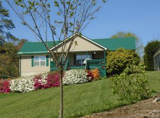 103 Lindsey Loop Rd, Fletcher, NC 28732