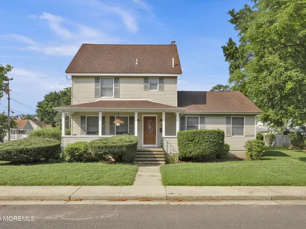 8 Burtina Place, Keyport, NJ 07735