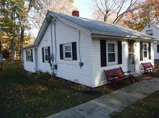 193 Log Rd, Smithfield, RI 02917