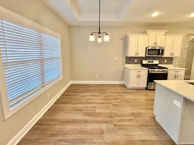 570 Tucker View Dr — Photo 5