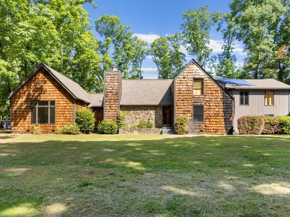 354 Tranquil Dr, Laurens, SC 29360