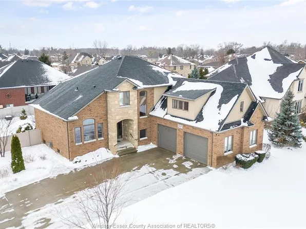 12337 Candlewood Dr, Tecumseh, ON N9K 0A3