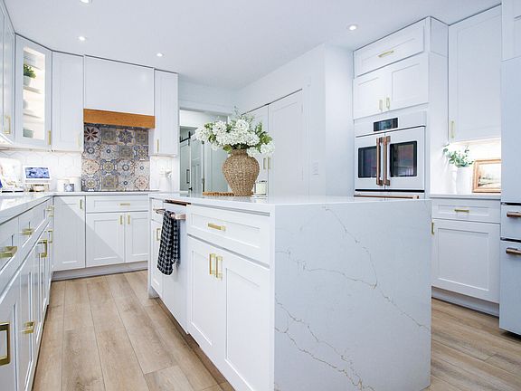 4th image of 10791 N 1000 W