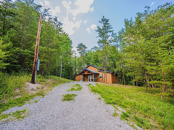 5th image of 168 Eagle Ridge Rd