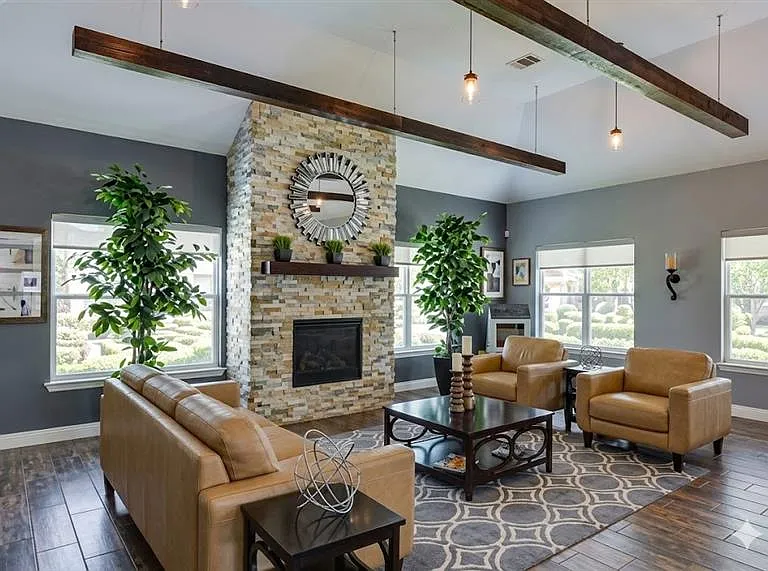 7109 N Loop 1604 W #312 — Photo 1
