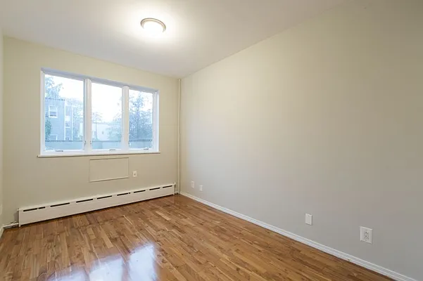 Rented by MNS | media 12