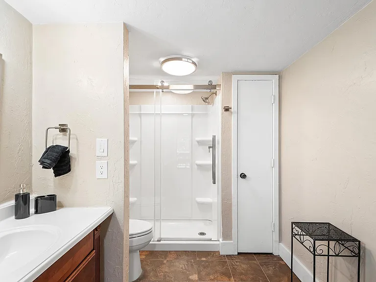 4187 Abbey Ct — Photo 12