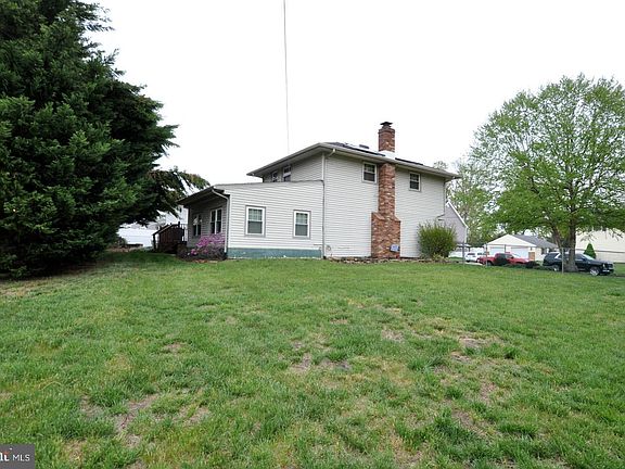 5th image of 2301 Hartford Dr