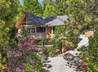 641 Golf Course Rd, Lake Arrowhead, CA 92352