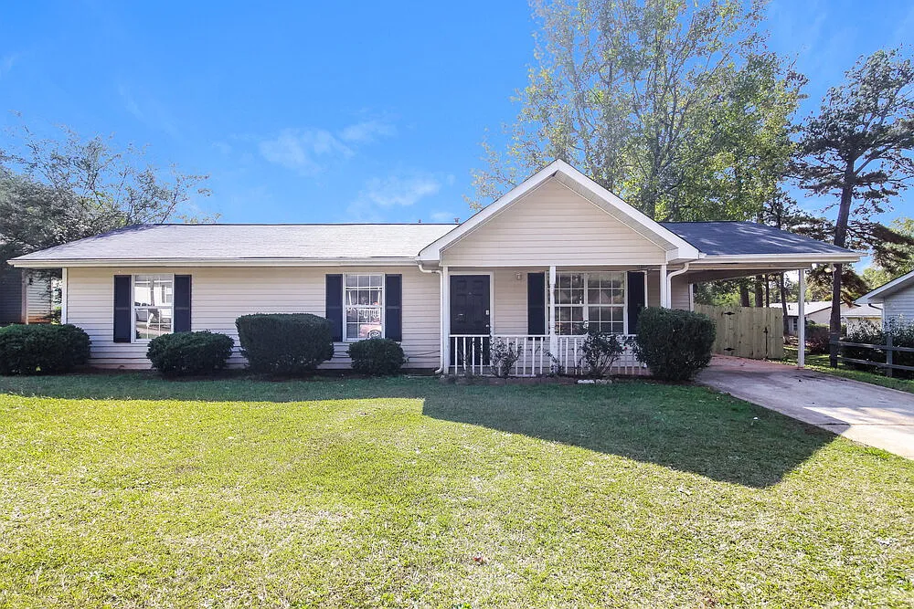 120 Sherwood Loop photo 1