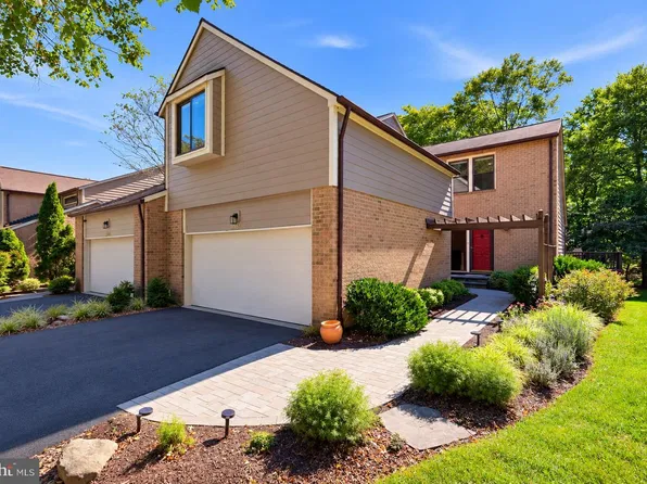 6461 Wishbone Ter, Cabin John, MD 20818
