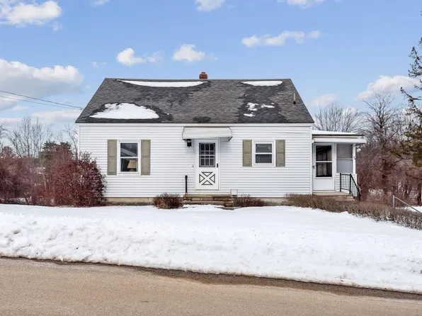 24 Rochelle Street, Auburn, ME 04210