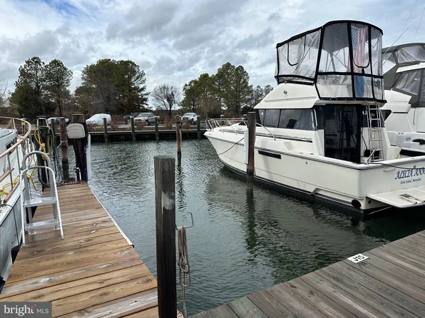 15 Piney Narrows Rd, Chester, MD 21619