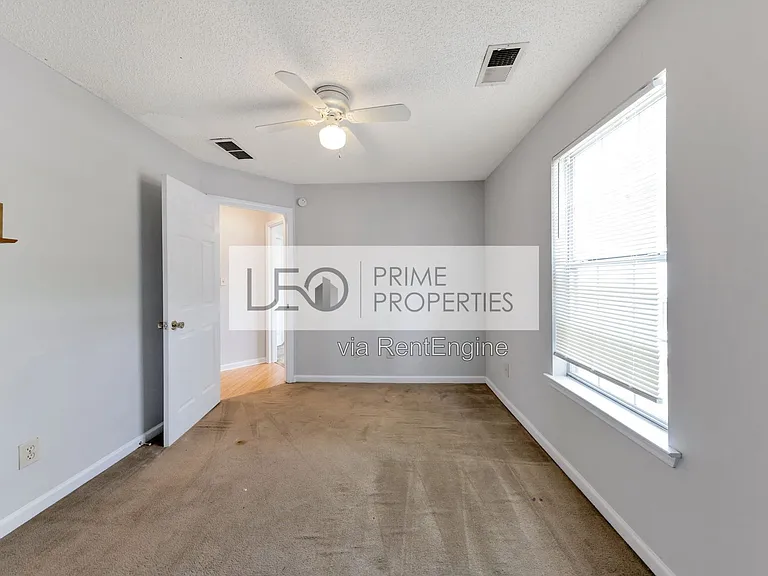 1072 Victory Dr SW — Photo 11