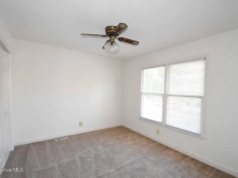 1829 Quail Ridge Rd #K — Photo 11