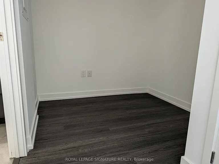 4010 Eglinton Ave W #807 — Photo 6