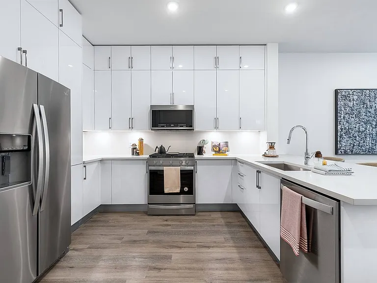A1 Model Home: Kitchen