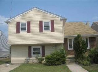 415 N Clermont Ave, Margate, NJ 08402
