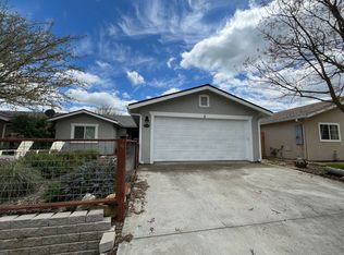22105 J St, Santa Margarita, CA 93453