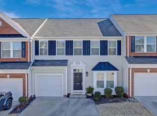 403 Cedar Pines Dr, Greenville, SC 29615
