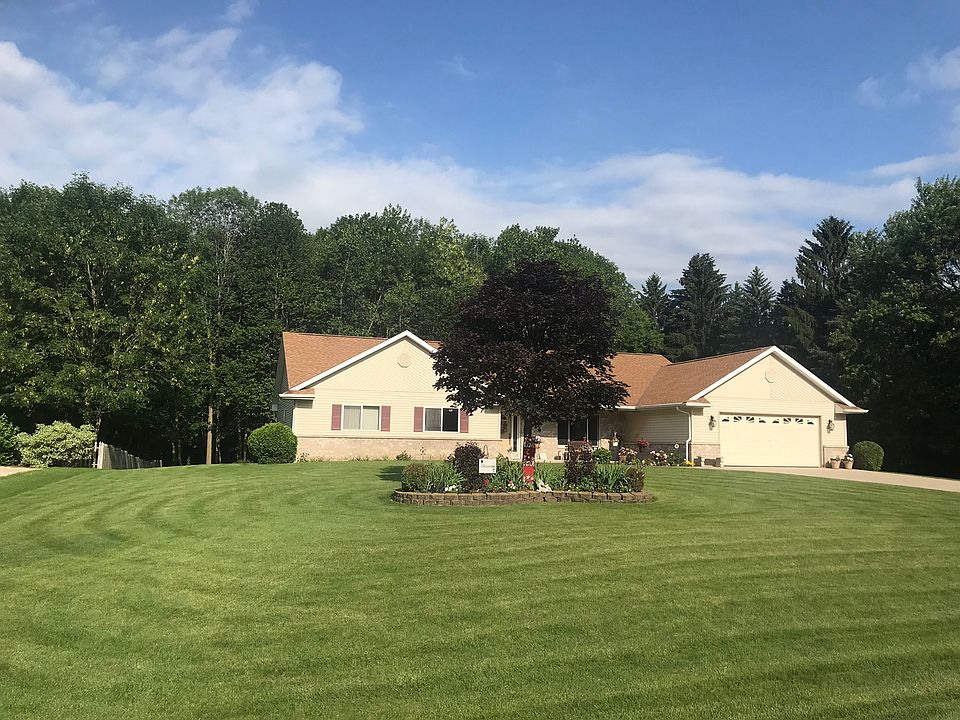 1st image of W224N2287 Elmwood Dr
