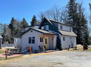 76 Meadowview Ln, Mount Holly, VT 05758