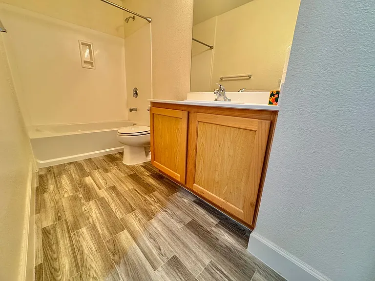 59 E Agate Ave #403 — Photo 13